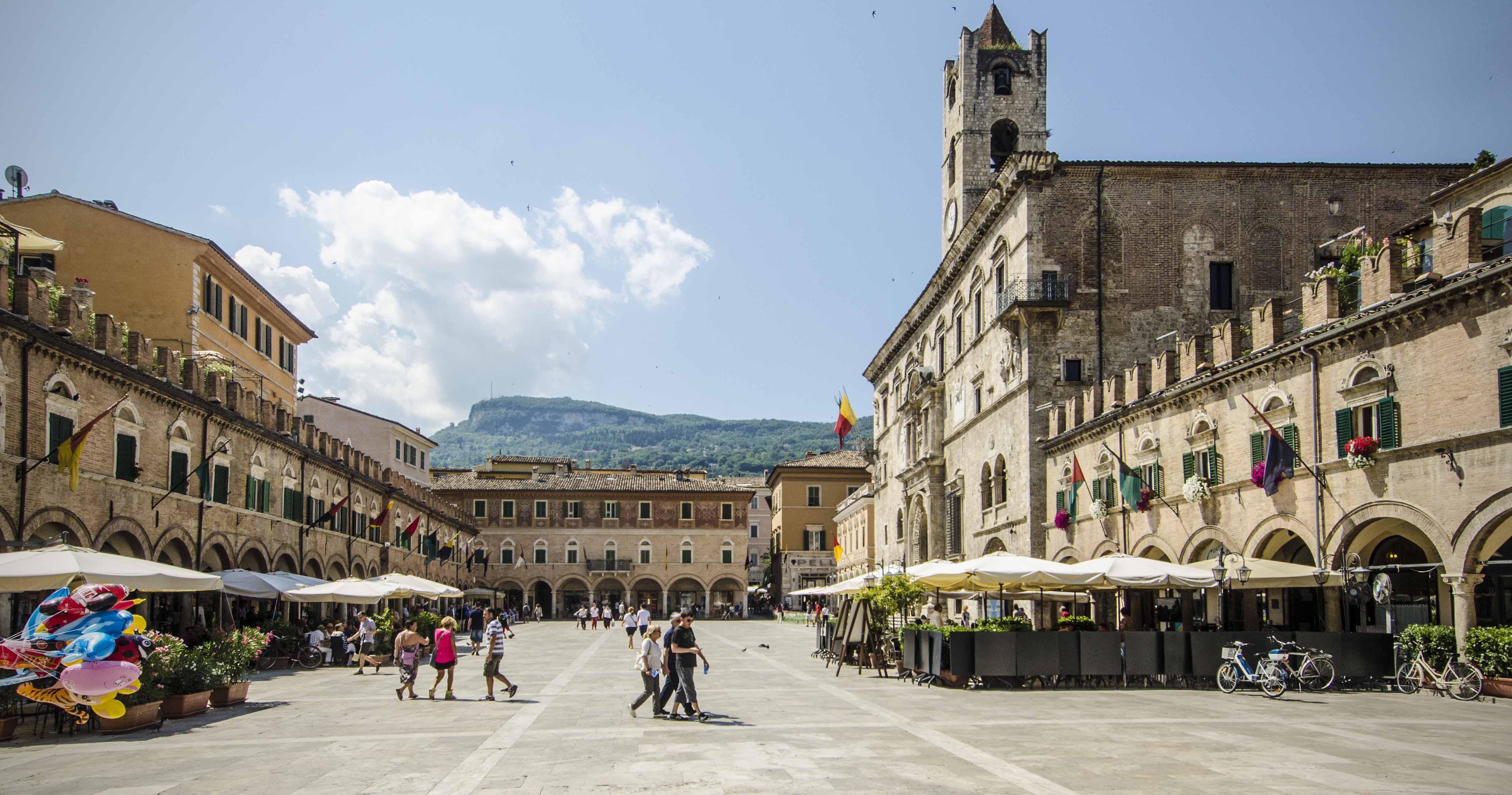 Photos- ExPats in Ascoli